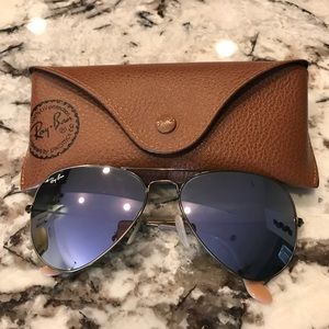 Ray ban Aviator style sunglasses